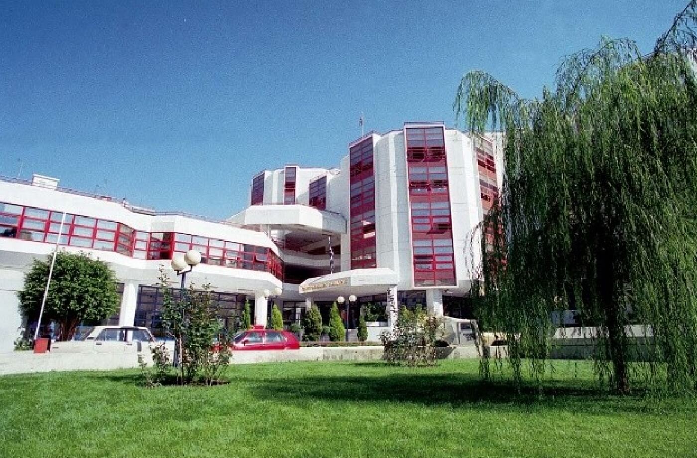 <p><strong>Πανεπιστήμιο Πειραιώς</strong></p>
